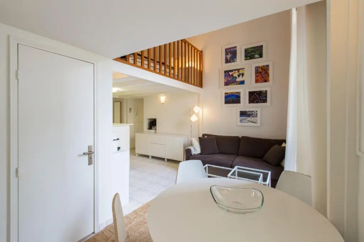 SUEDE PROMENADE Duplex apartment at 1 min from the sea 2 baths