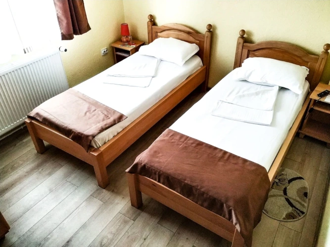 Economy Twin room with city view