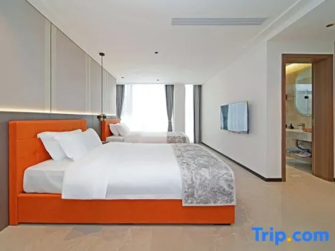 Premier Twin room