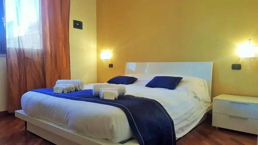 1 Bedroom Apartment with balcony