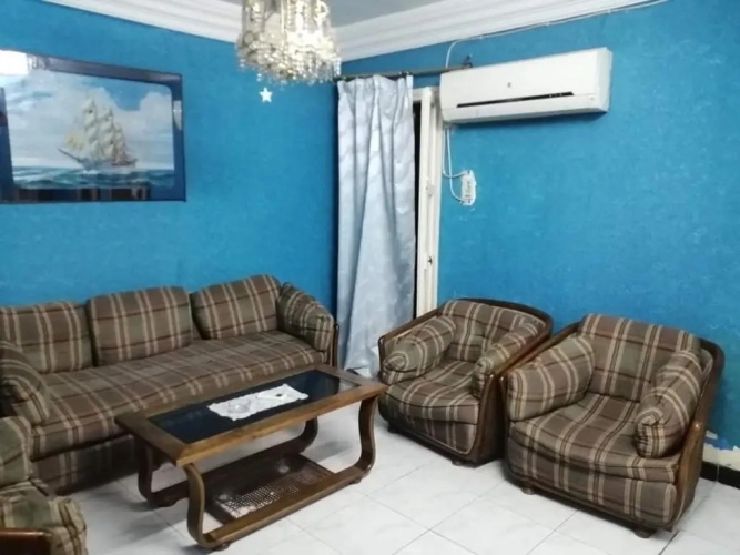 apartment 45 St.