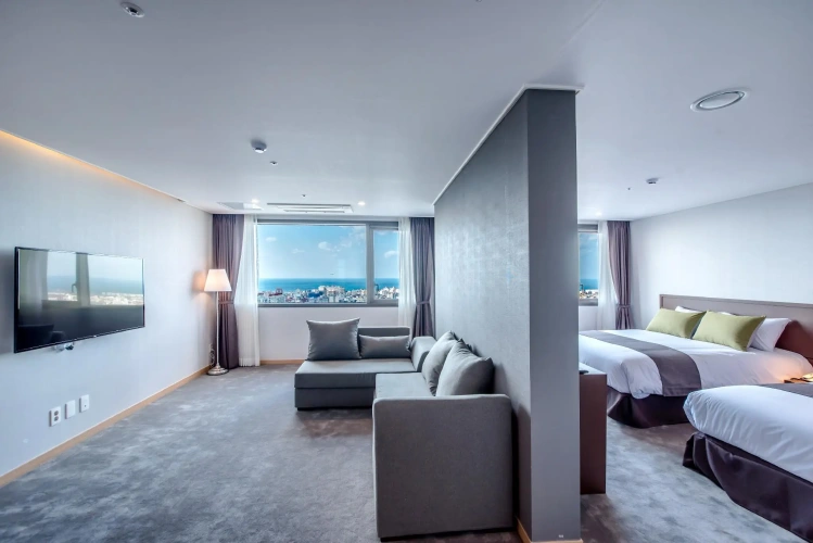 Double Suite