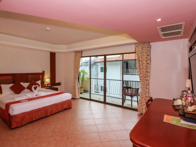 Nida Rooms Patong Pier Palace