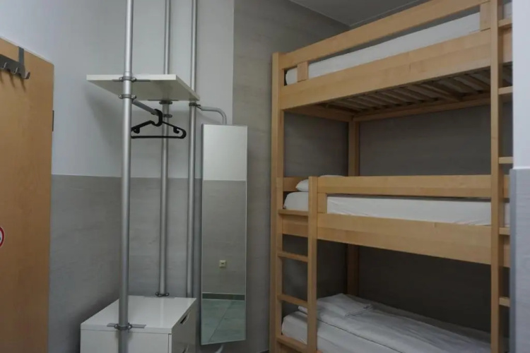 Bett3de