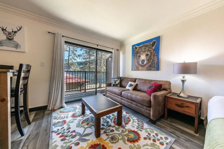 242 Bldg C 1 Bedroom Condo