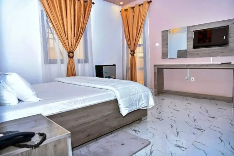 Relax Residences