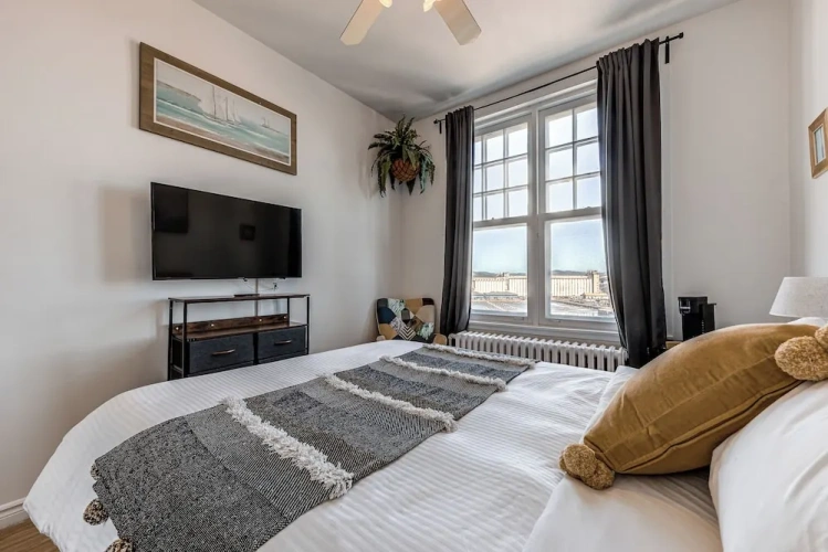 Standard Double room with river view