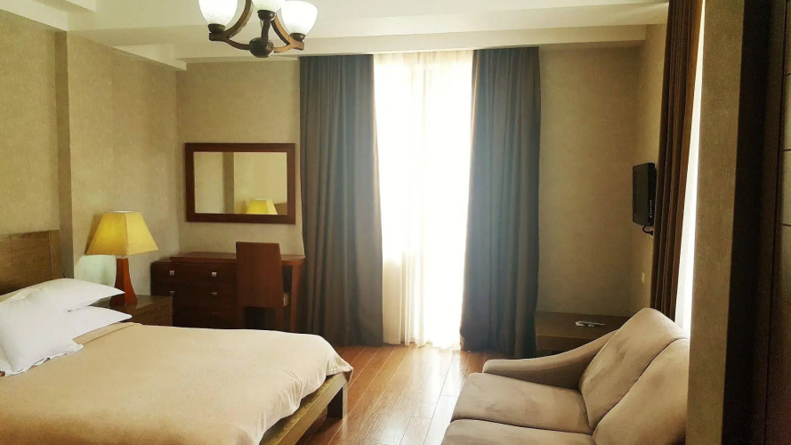 Hotel Crystal