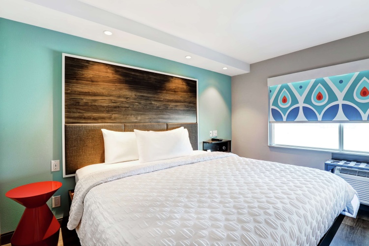 Tru By Hilton Edmonton Windermere photo 6