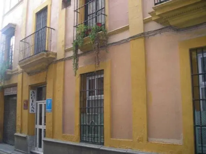 Pensión Águilas