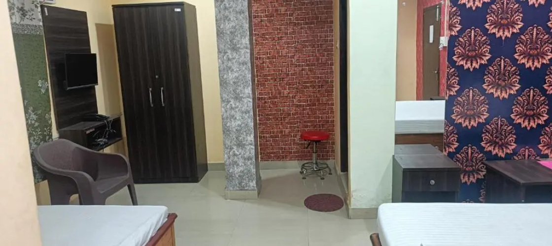 Kusum Hotel And Restaurant