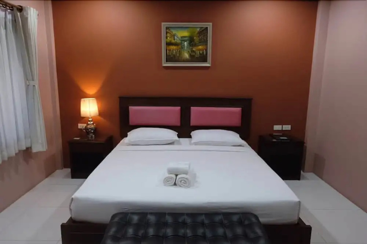 Nicasio Hotel