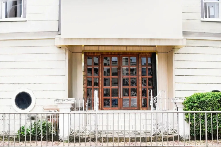 Super Townhouse Oak Vashi