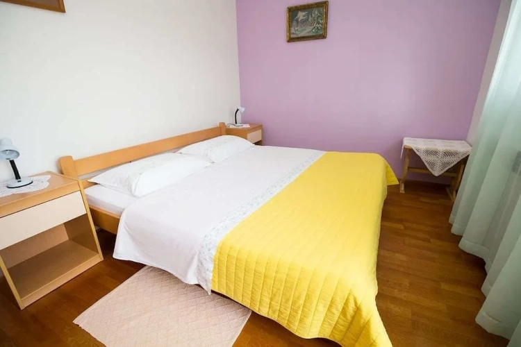 1 Bedroom Basement Apartment with city view