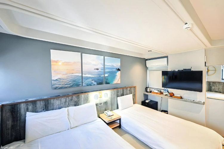 Yes Home Hotel