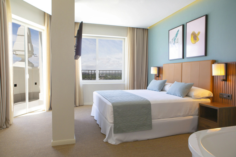 Riu Plaza España Hotel