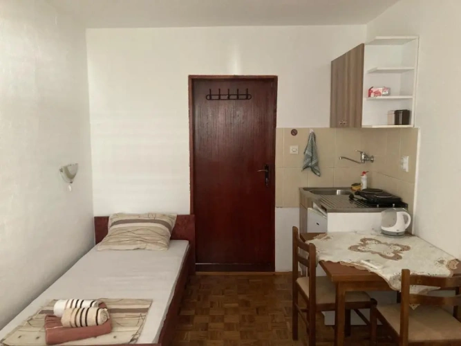 Standard Triple room with view