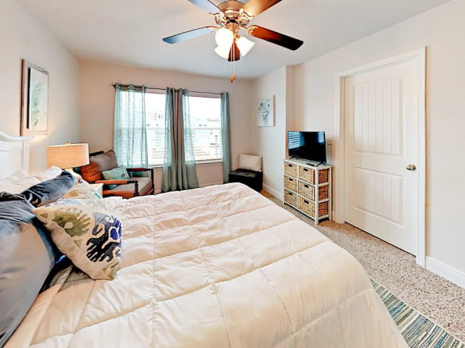 Shadow Lake - 3 Br Townhouse