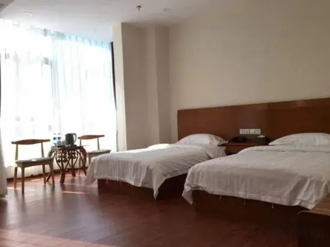 Huaibei Xiangfeng Hotel