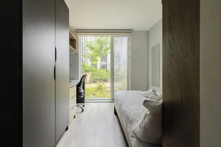 Ashlin House