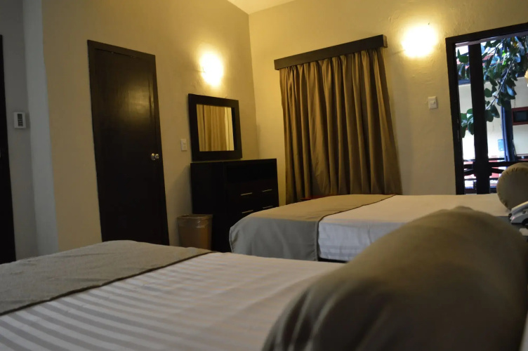 Hotel La Siesta Malecón