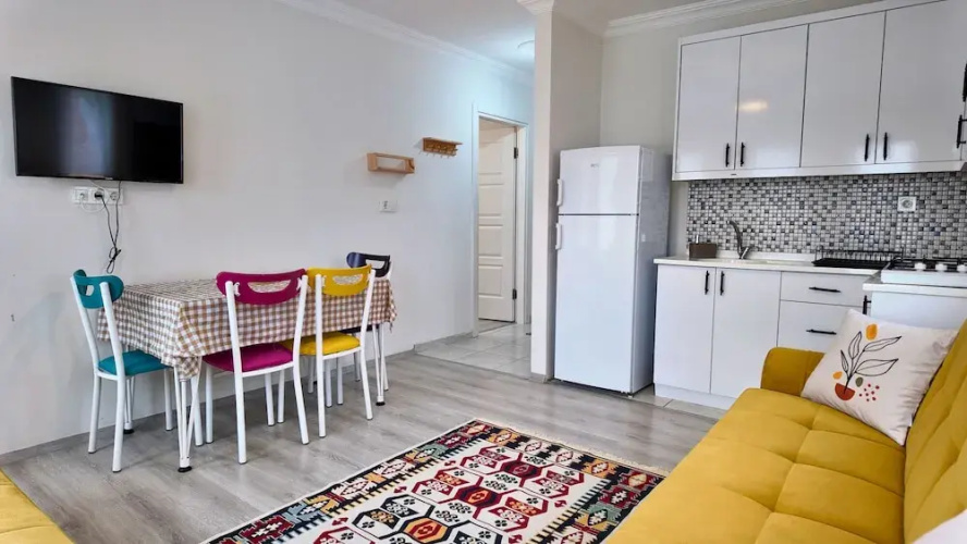 İnlice Apart House