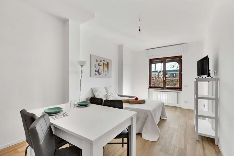 Alessia's Flat - Bonomelli