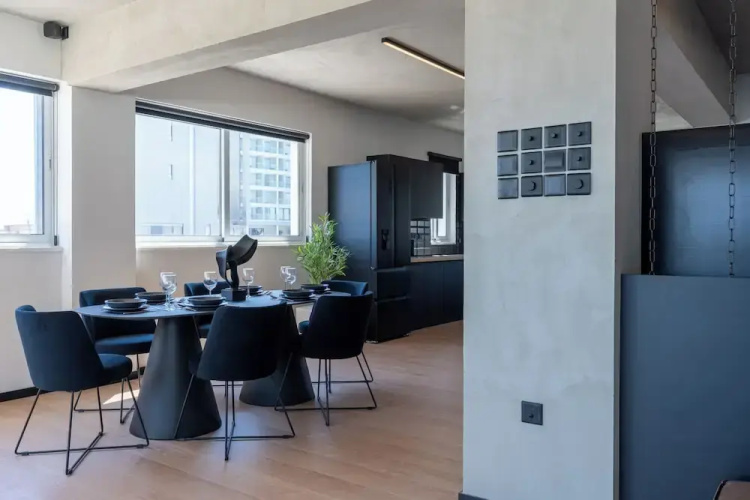 The Penthouse - 3BR Seaview in Larnaca
