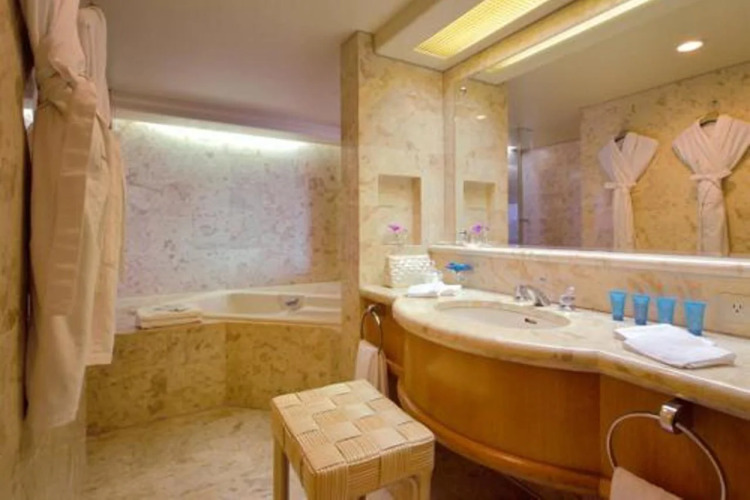 The Naha TerraceOver view