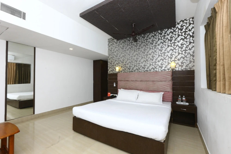 OYO Flagship 321 T Nagar Pondy Bazaar