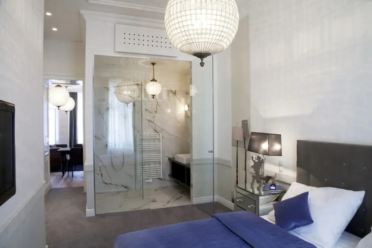 6 Rooms - Garnisongasse