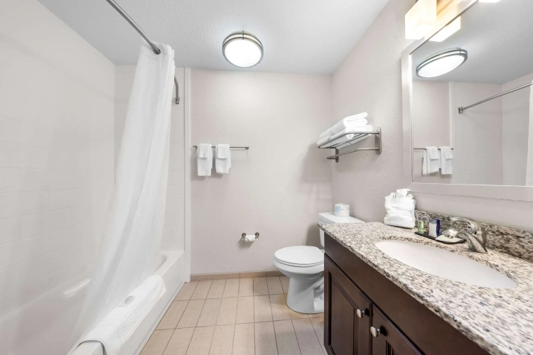 Quadruple Suite