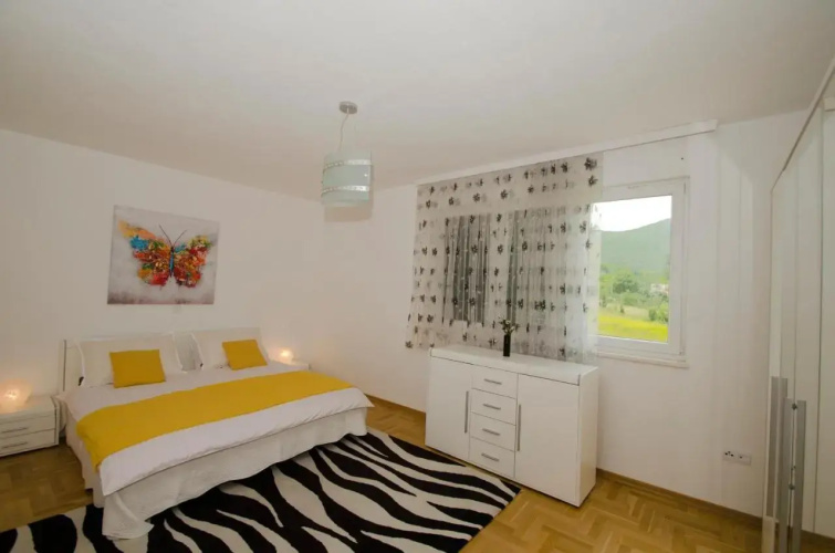 Rooms Leda