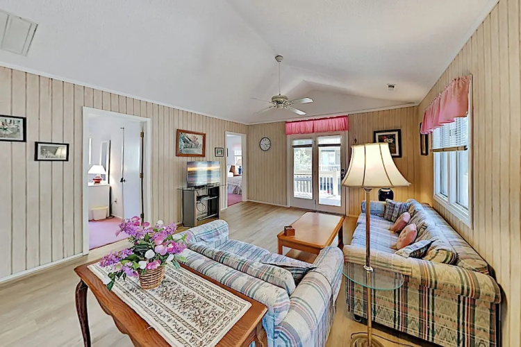 1summect 3 Bedroom Cottage