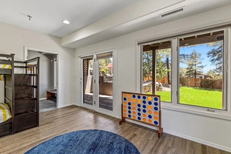 Sinagua Heights Flagstaff 4 Bedroom Home by RedAwning