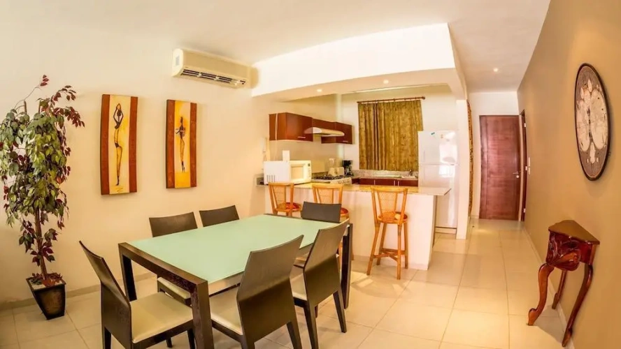 2 Bedrooms Apartment