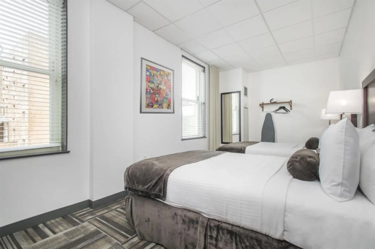 Hotel 140