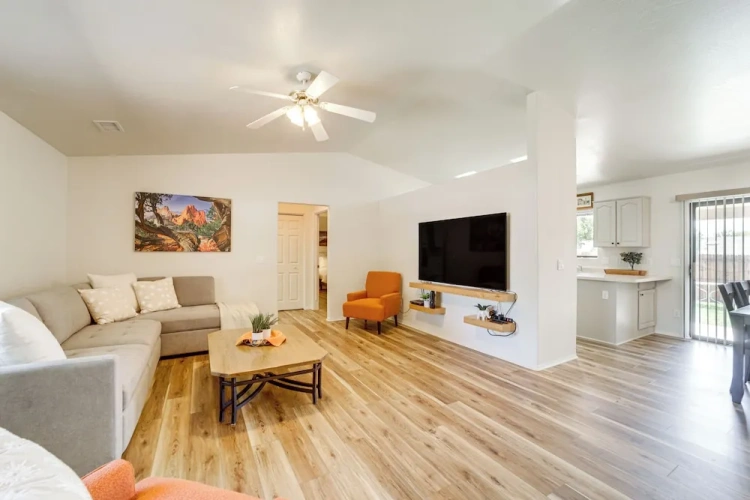3 Bedrooms Cottage