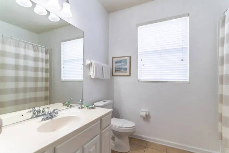 7812 Windsor Hills
