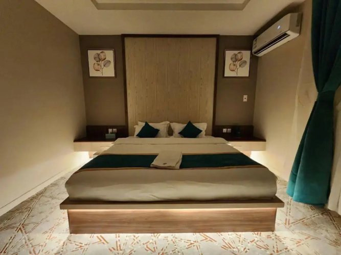 Relaxe Palace