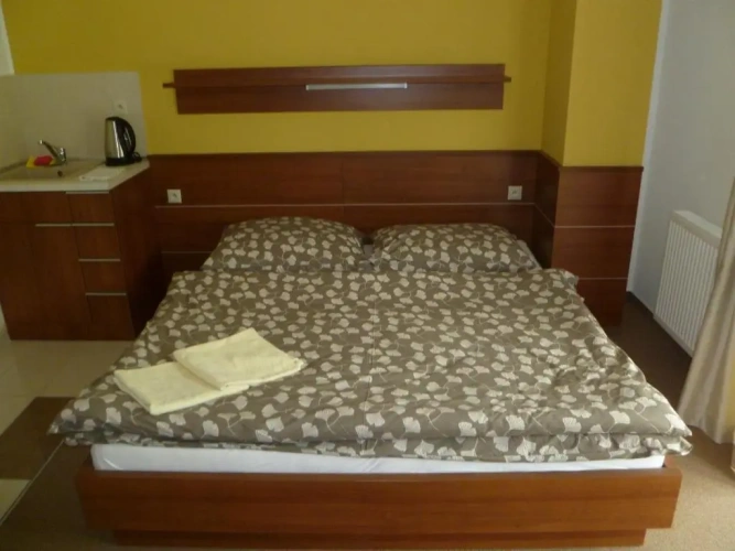 Standard Triple room with balcony