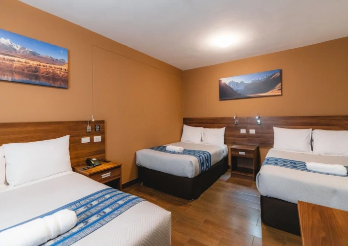 Standard Triple room