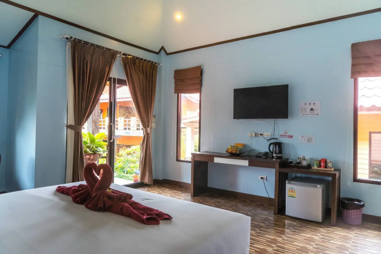 Chomview Resort