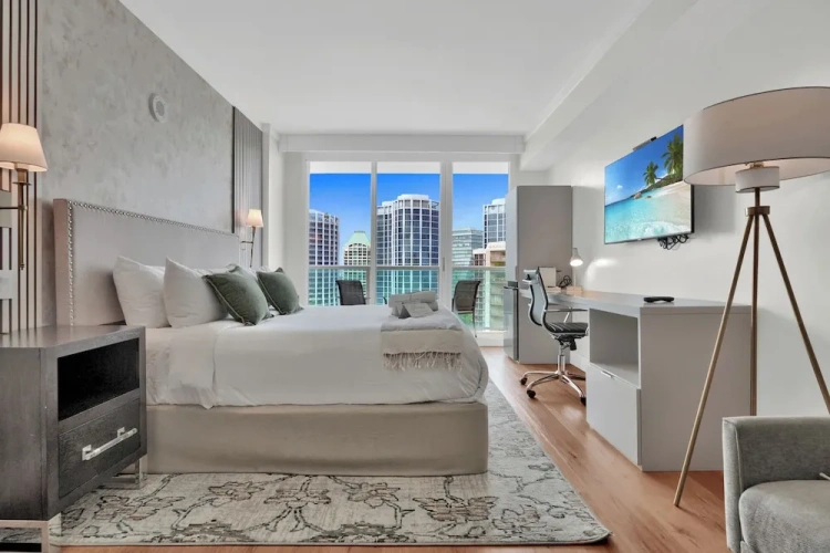 2 Bedrooms Comfort Apartment with bay view