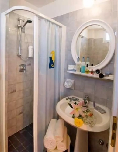 Superior Double room with balcony and with sea view