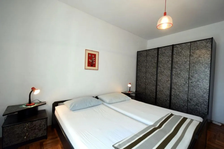 Apartments Petrovic