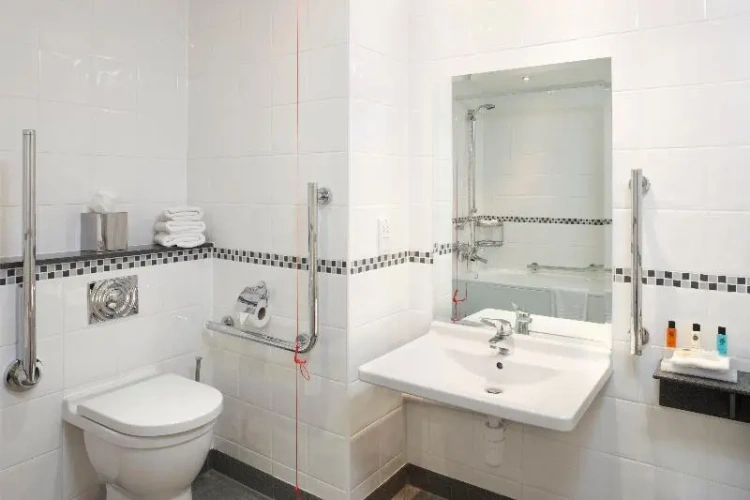 Standard Sextuple room
