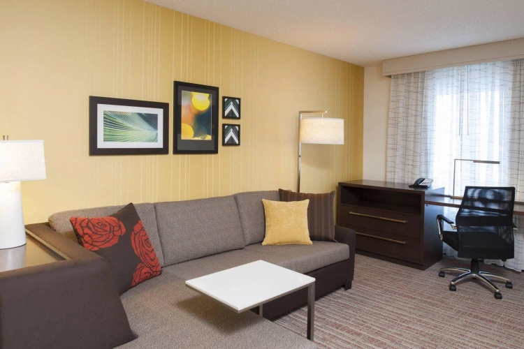 2 Bedrooms Suite
