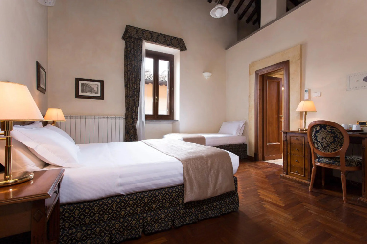 Hotel Teatro Pace