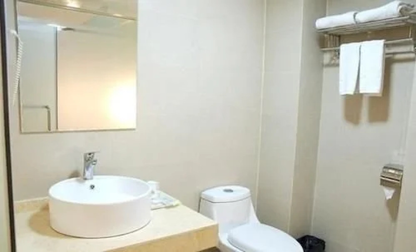 Huangting Business Hotel